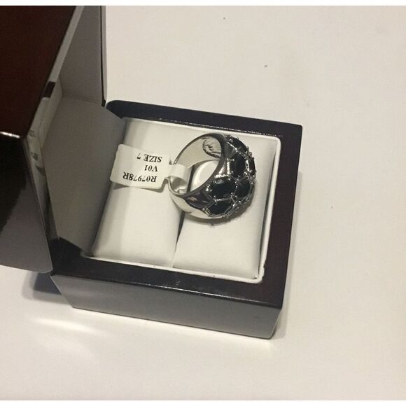 10 Ct. Oval Cut Midnight Genuine Sapphire Cluster Gemstone Ring Sz 7 - Picture 7 of 7